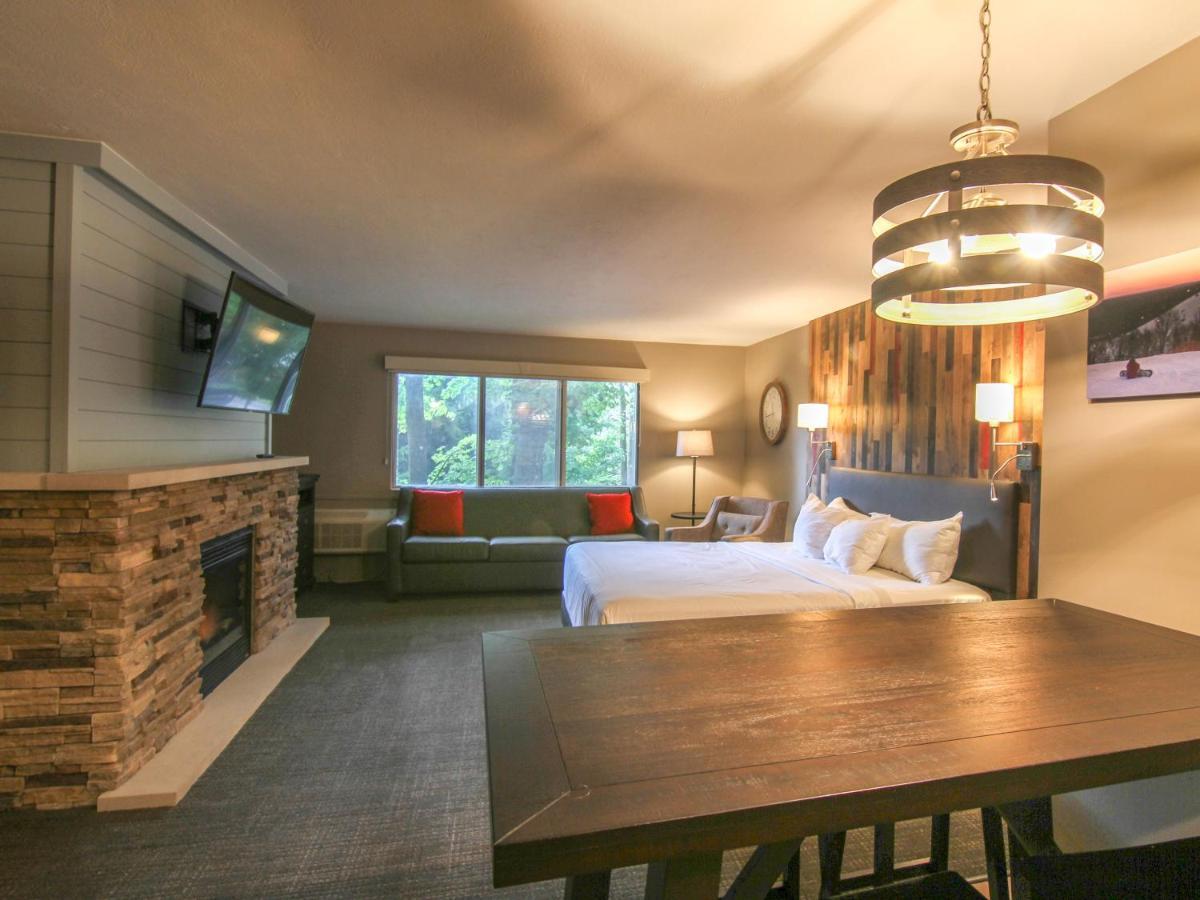 Crystal Mountain Hotel Thompsonville Bagian luar foto