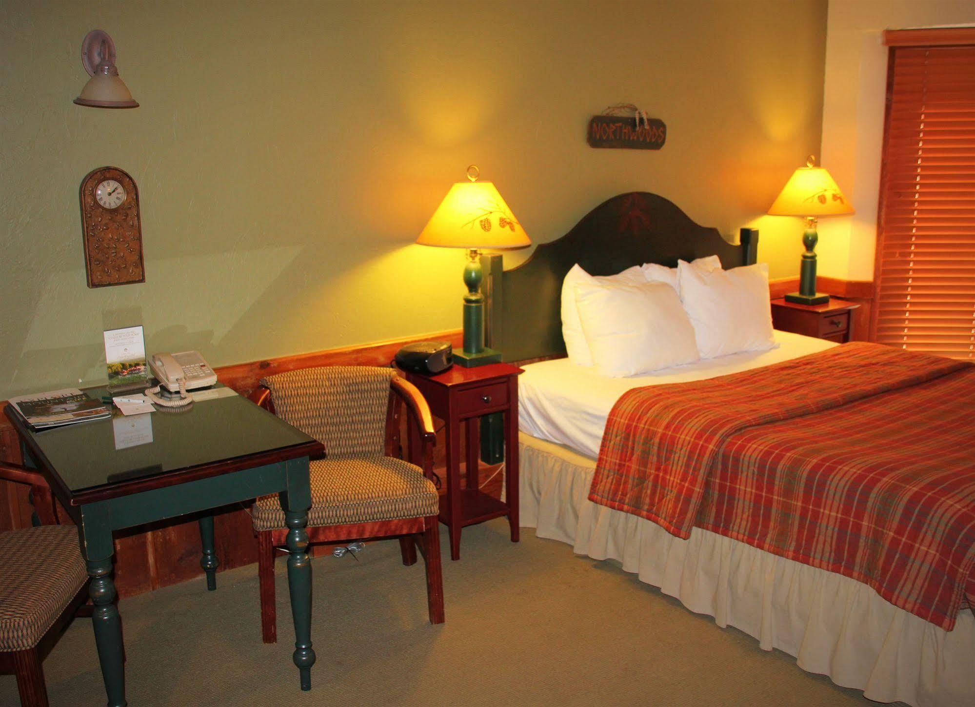 Crystal Mountain Hotel Thompsonville Bagian luar foto