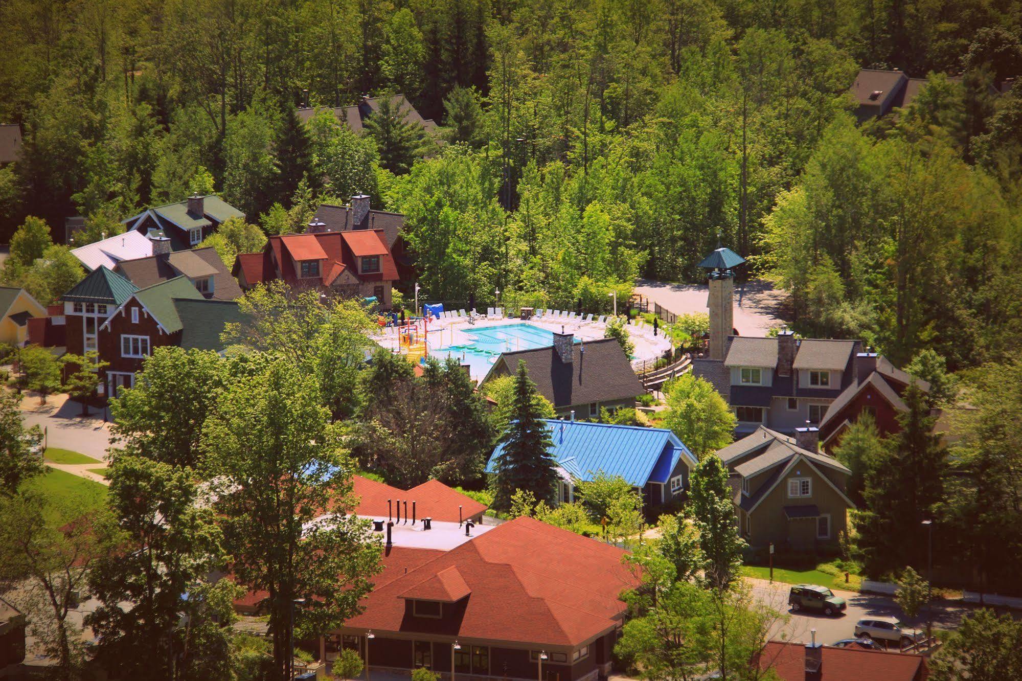 Crystal Mountain Hotel Thompsonville Bagian luar foto