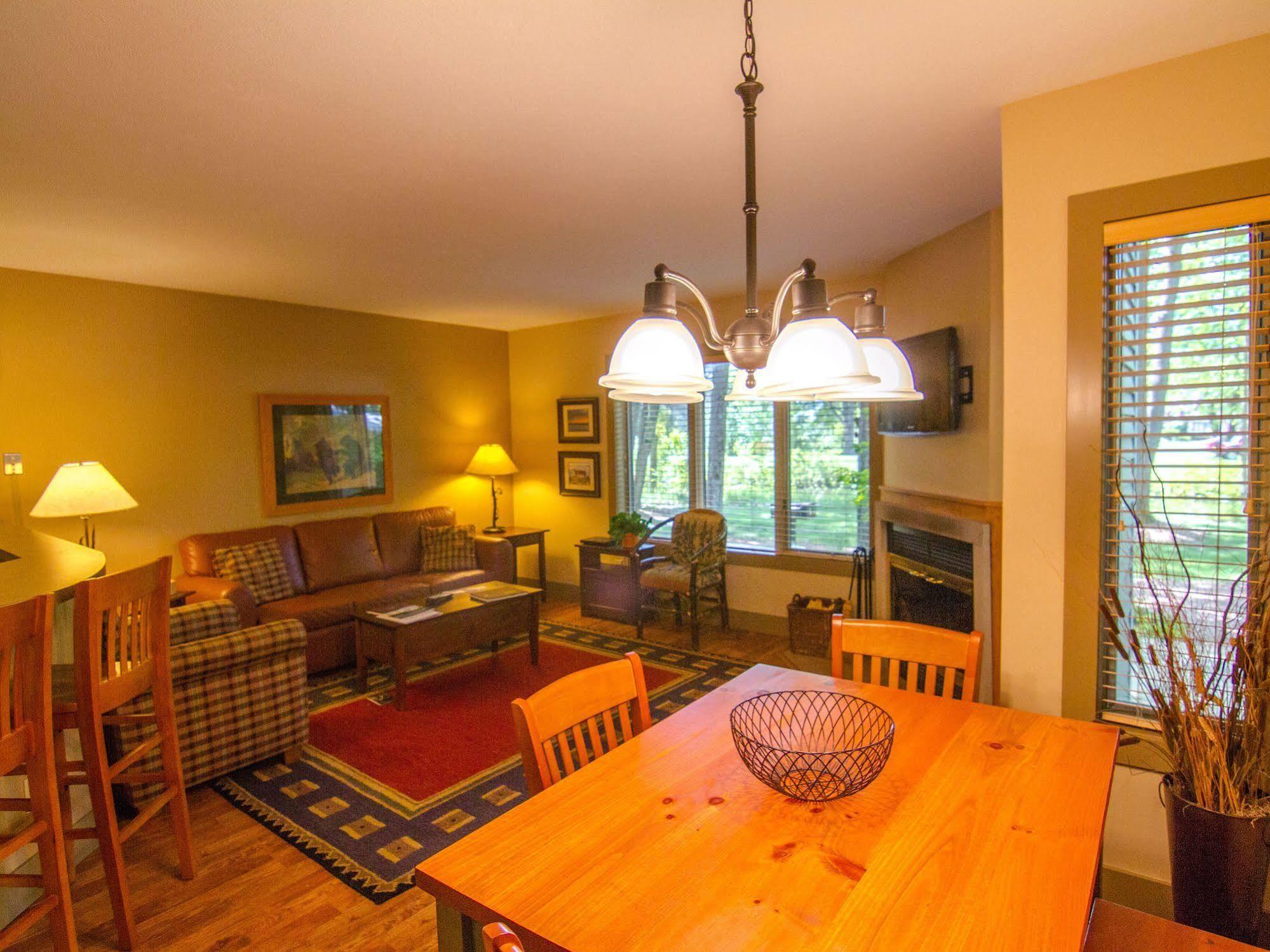 Crystal Mountain Hotel Thompsonville Bagian luar foto